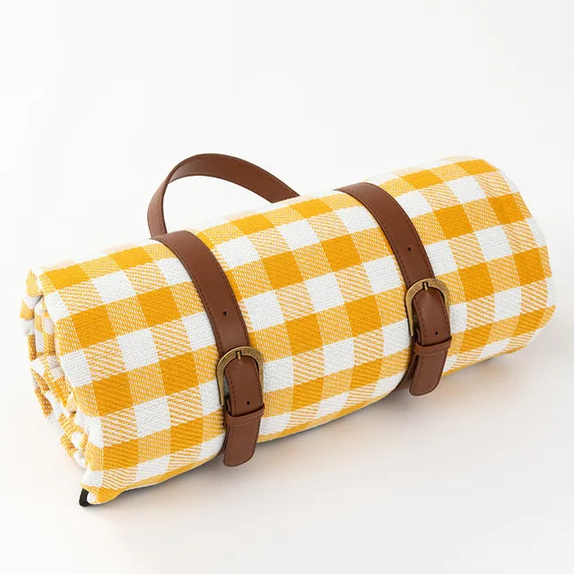 Foldable Waterproof Blankets with Leather Handle for Picnic.