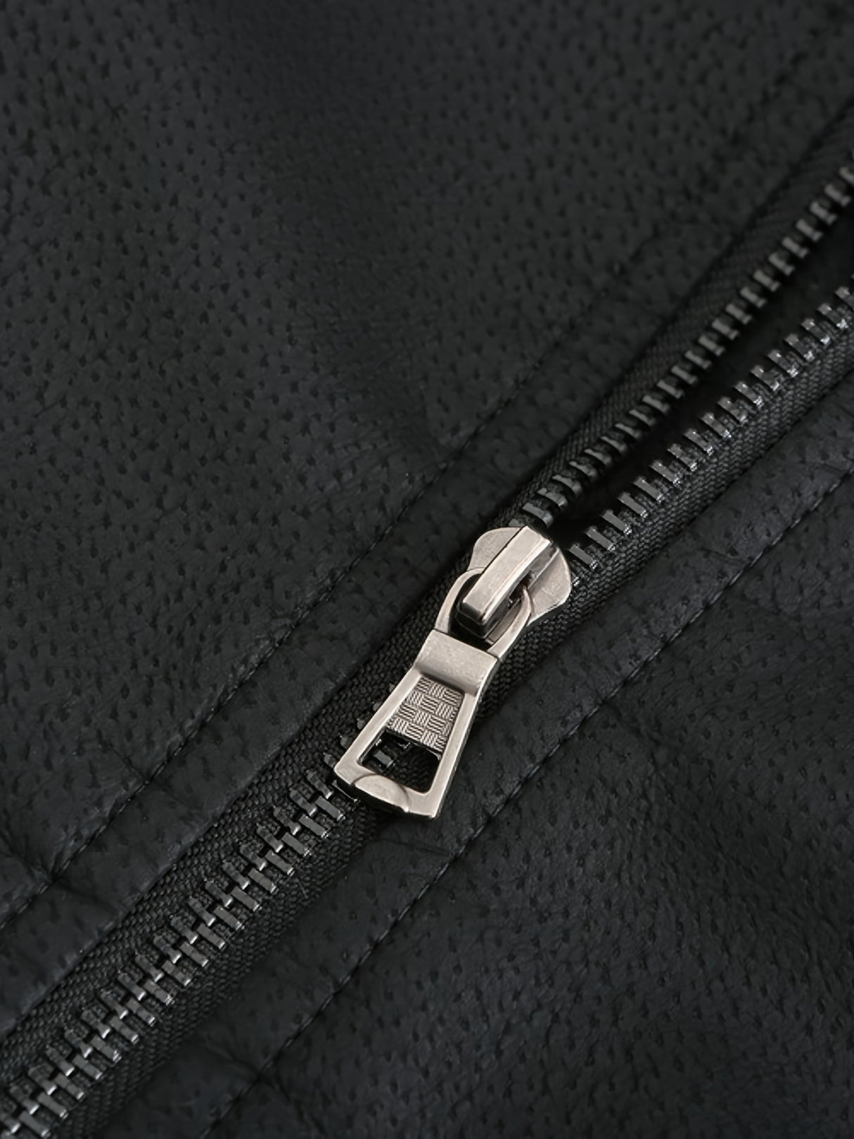 Men’s Hooded Leather Jacket – Quilted Lined Winter Casual Outerwear