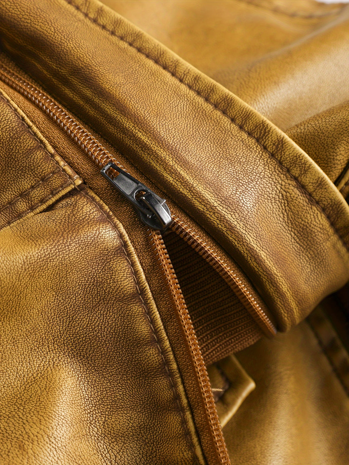 Men’s Windproof Leather Jacket with Fleece Lining – Warm Casual Outerwear