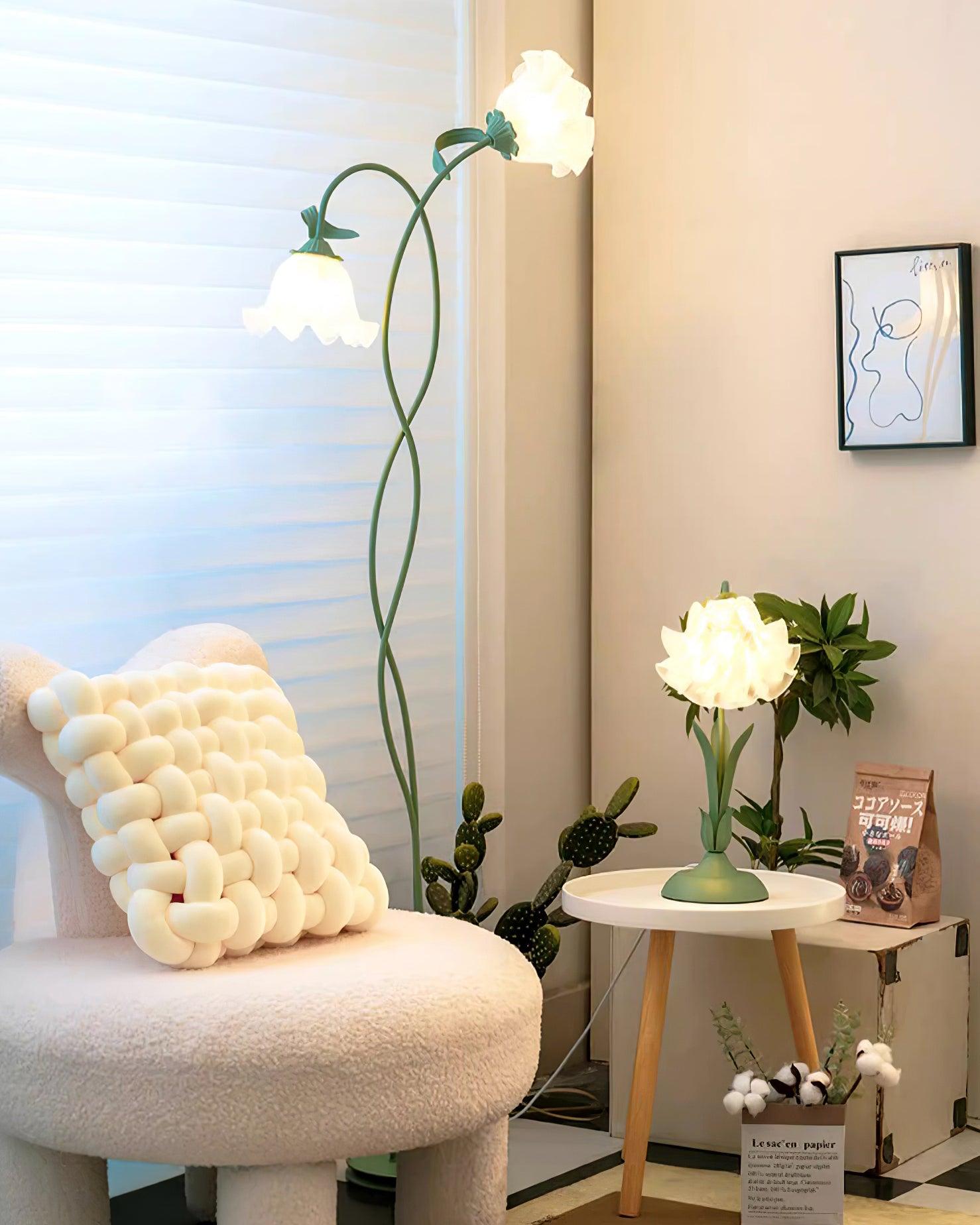 LED Floor Lamp with Calla Flower Design - Modern Lighting for Living Room & Bedroom Decor