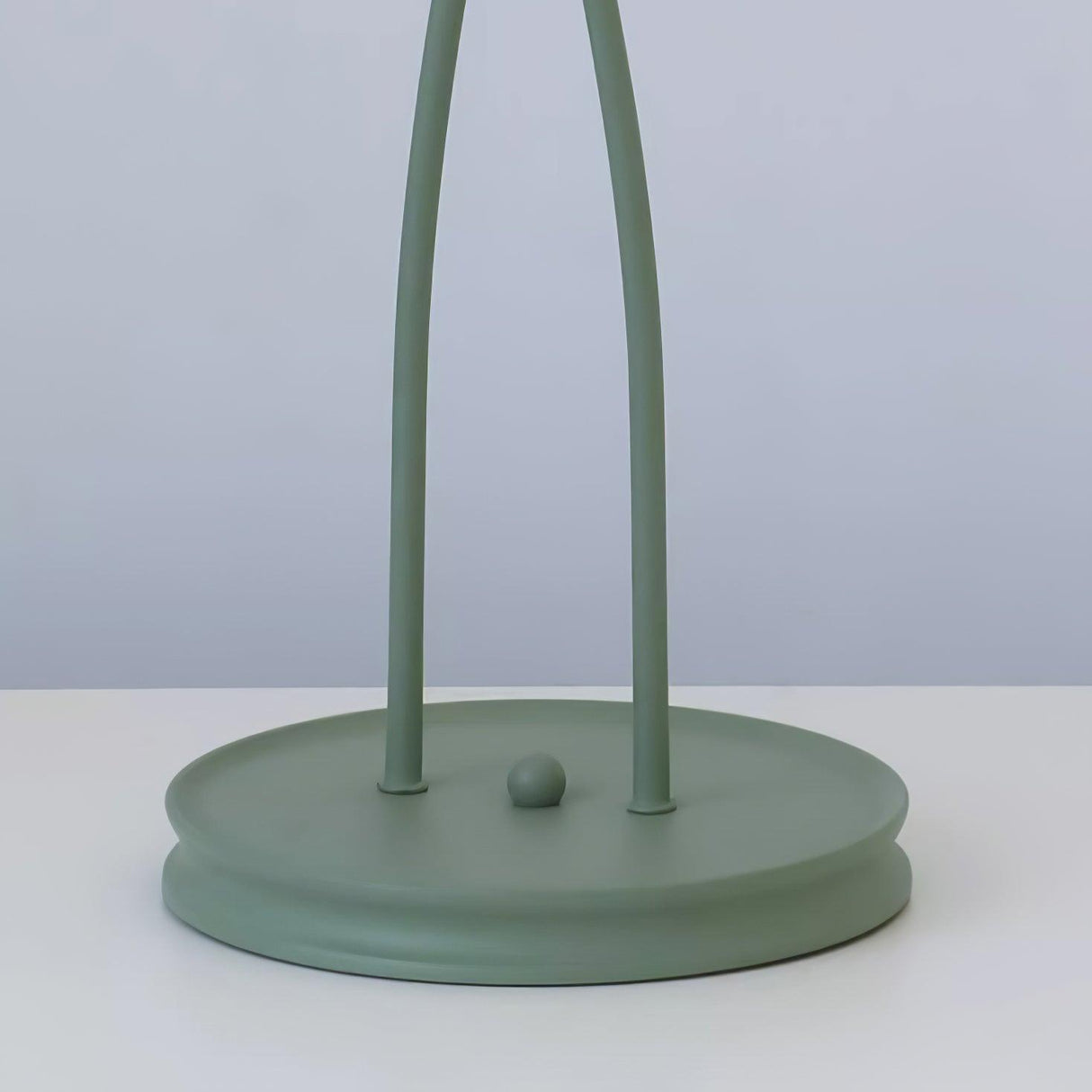 LED Floor Lamp with Calla Flower Design - Modern Lighting for Living Room & Bedroom Decor