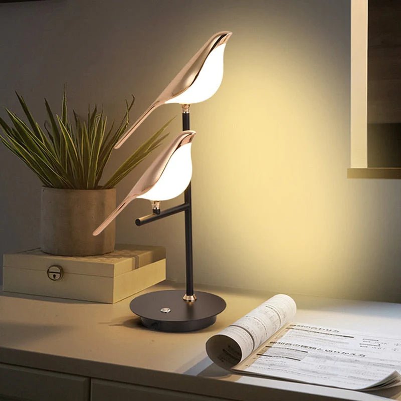 Charming Bird Wall Light – Elegant Animal-Shaped Lamp for a Cozy Room Ambience