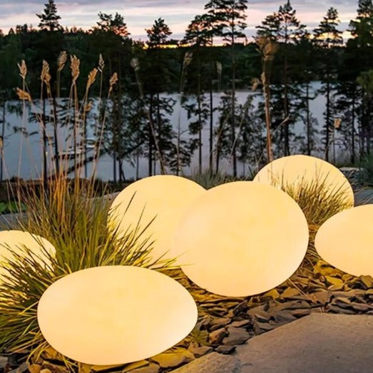 Cobblestone LED Garden Light Fixture - Solar-Powered Outdoor Lighting for Pathways & Landscapes