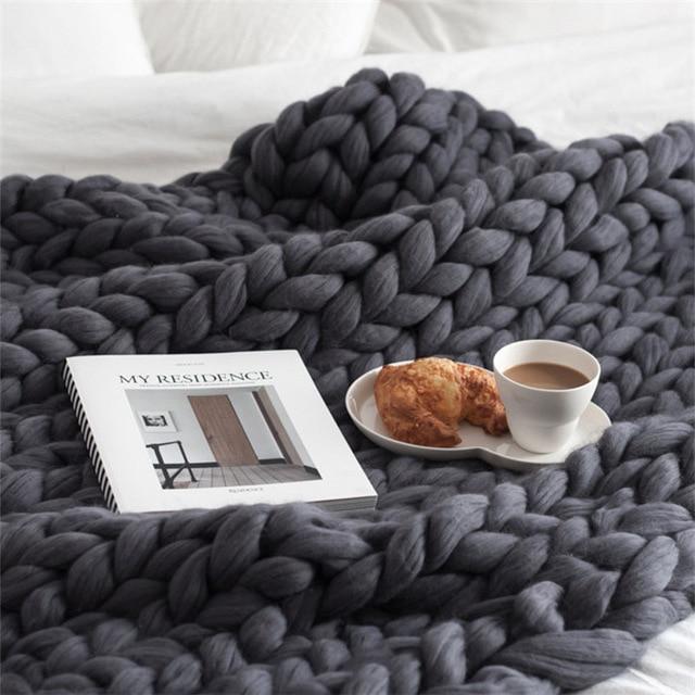 Handmade Chunky Knit Blanket Comfy & Warm - 80 x100 cm