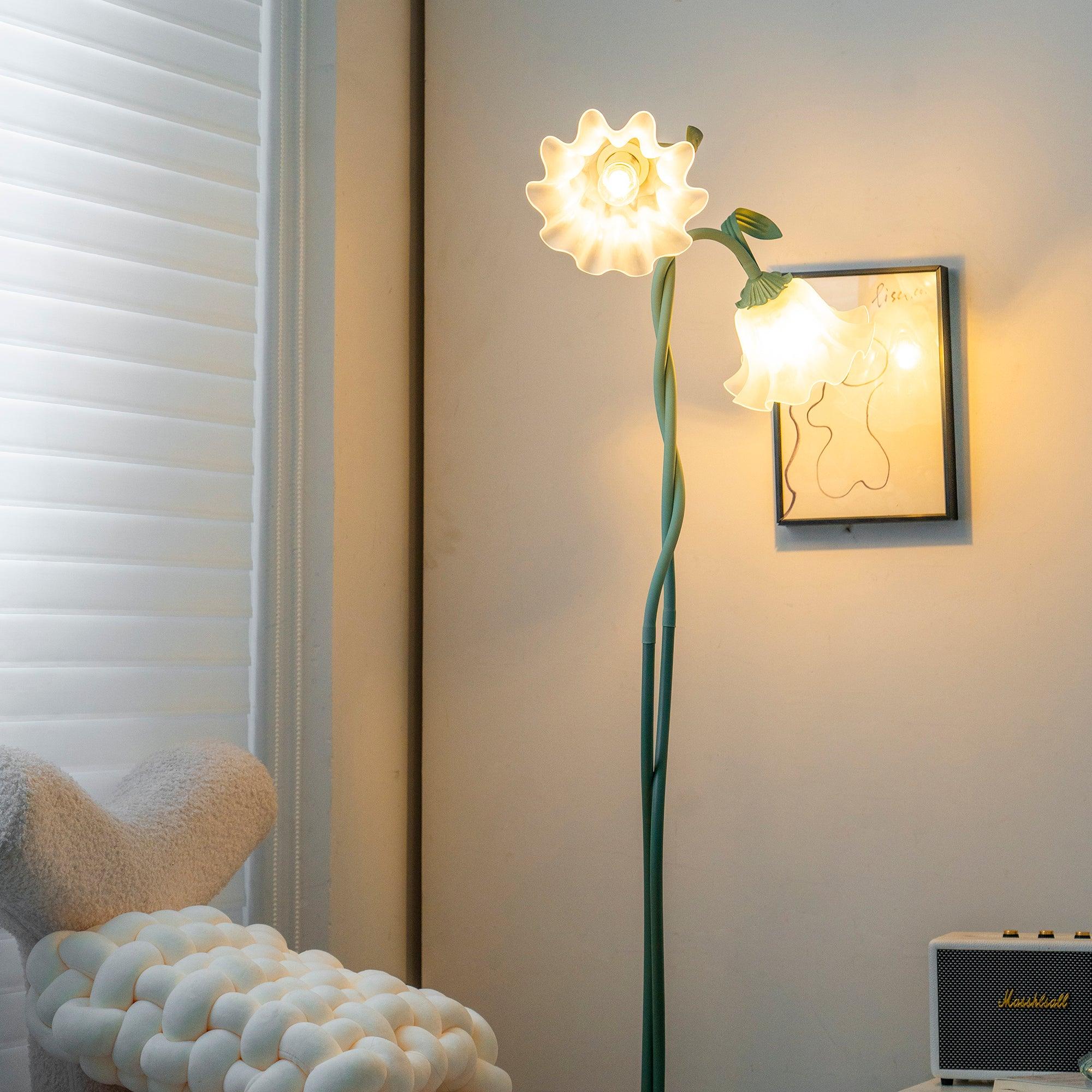 LED Floor Lamp with Calla Flower Design - Modern Lighting for Living Room & Bedroom Decor