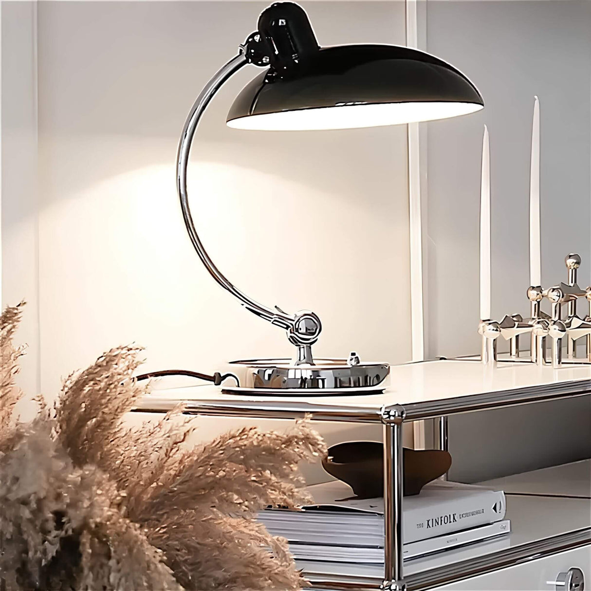 Minimalist Table Lamp | Scandinavian Design, Metal & Wood for Living Room, Bedroom or Office