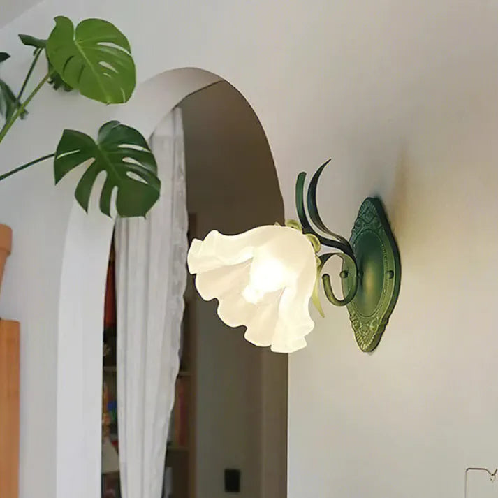 LED Lily of the Valley Flower Wall Lamp - Decorative Floral Light Fixture for Living Room & Bedroom Decor