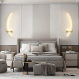 Contemporary Edge Wall Lamp – Black & Gold Indoor/Outdoor Lighting for Modern Spaces