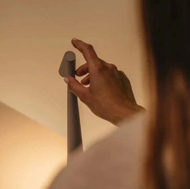 LED Wireless Mood Lamp - Nordic Minimalist Design for Reading & Dining Use