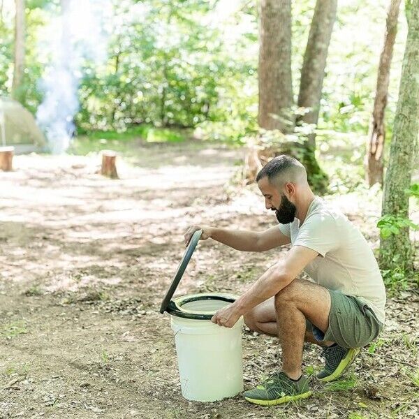 Portable Black Bucket Toilet Seat with Snap-On Lid for Camping