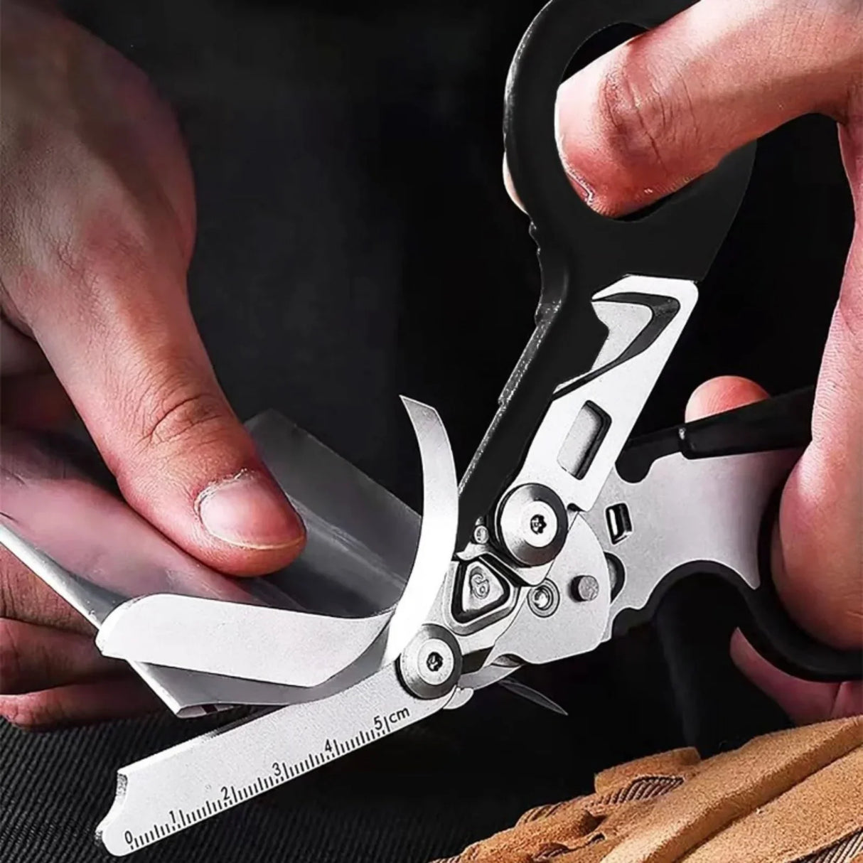 TrailBlazer Heavy-Duty EDC Emergency Tactical Shears